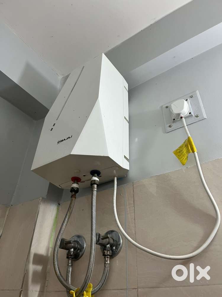 Instant water Geyser