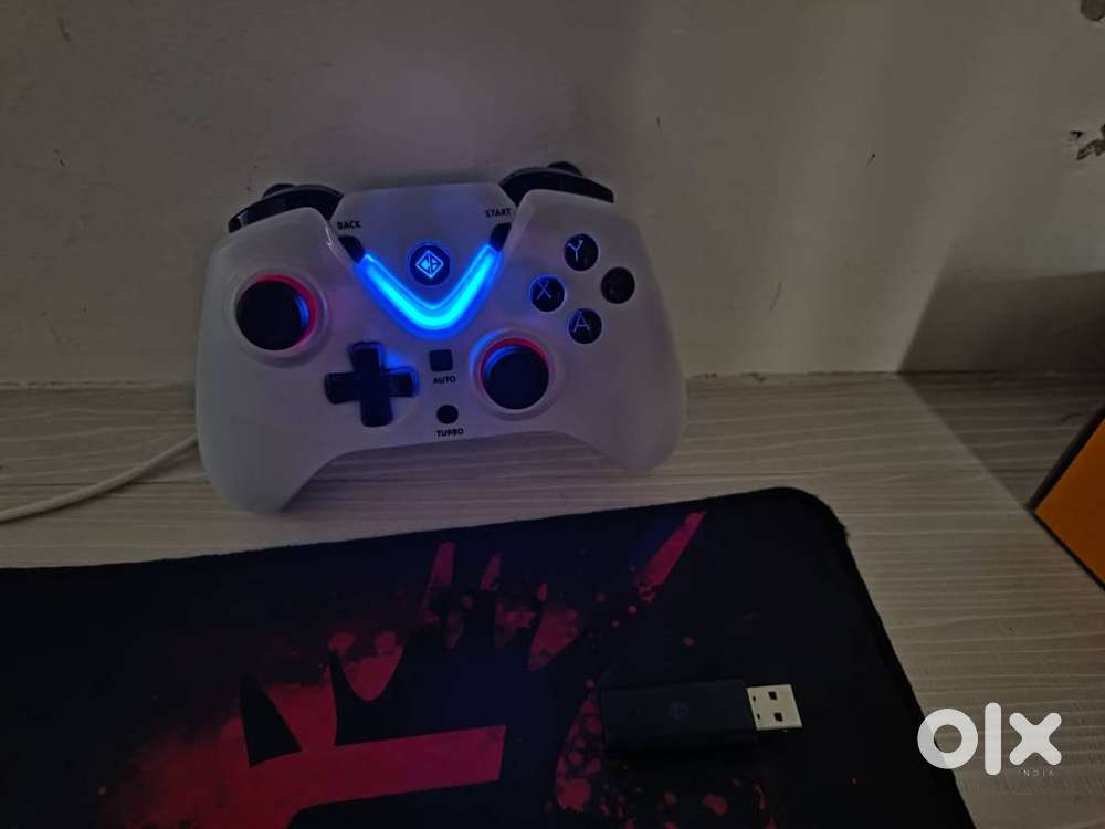 Cosmic Byte Ares wireless controller for PC(XBOX)