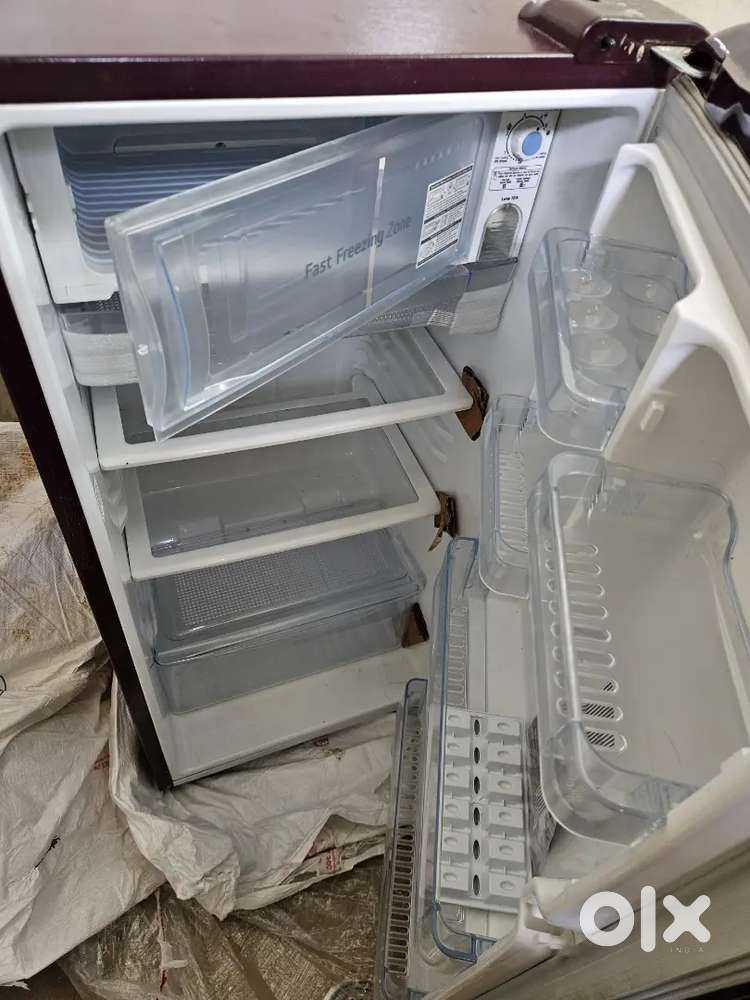 lg 190 L fridge, 5 star rated, Purchase date 4th April 2022