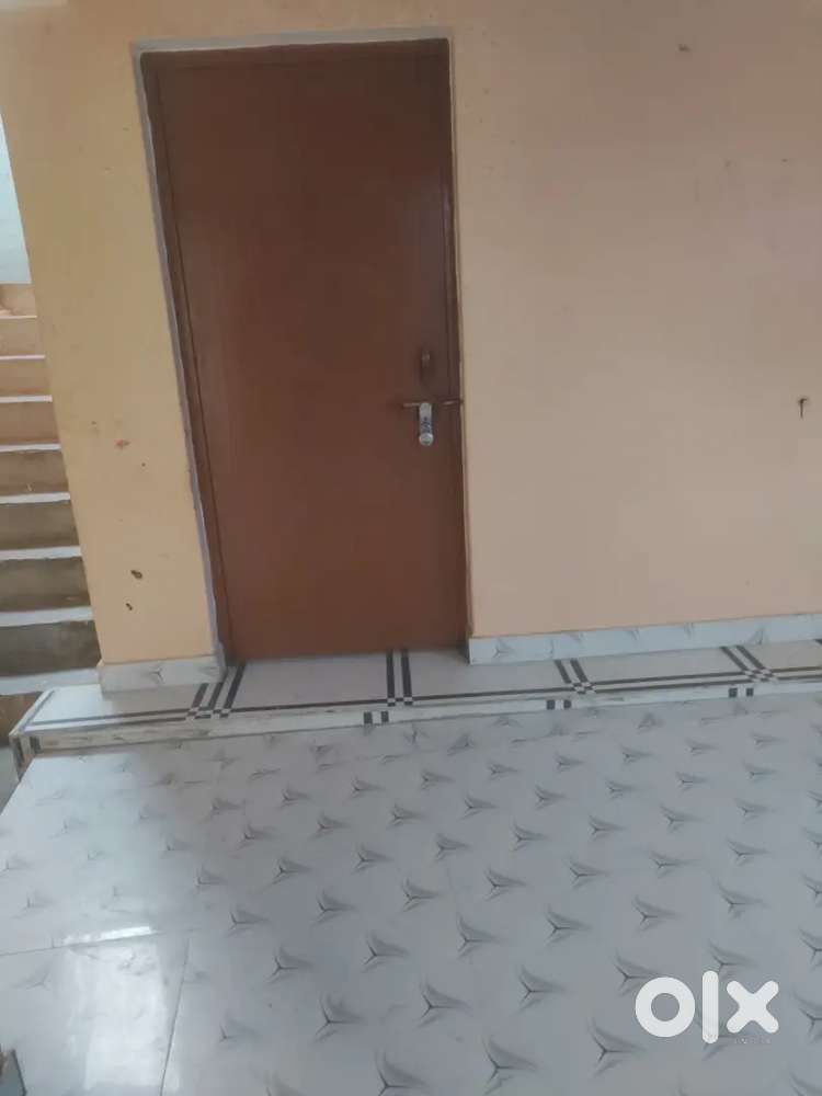 To Bed room and 1 kichen and bathroom