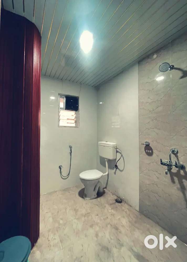 2bhk semi furnished flat Chandmari