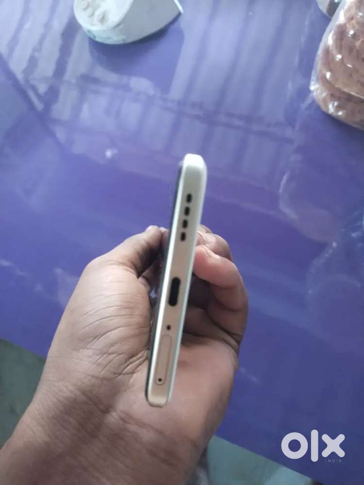 Realme 15 5G 128 GB, 8 GB RAM, Green, Mobile Phone