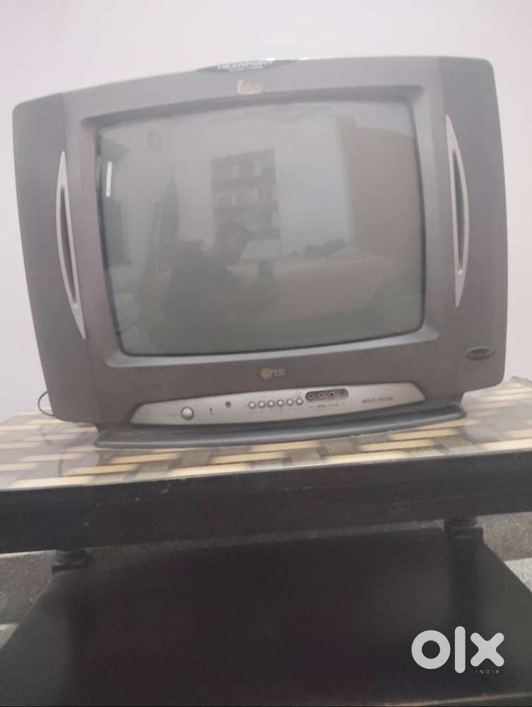 LG brand colour tv