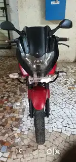 Urgent sale Bajaj Pulsar 220 31/8/2013