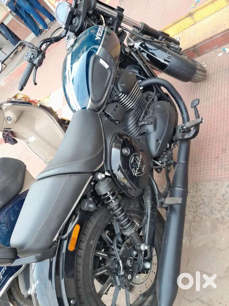 Yezdi roadster  motor cycle