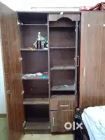 3 door wardrobe with mirror