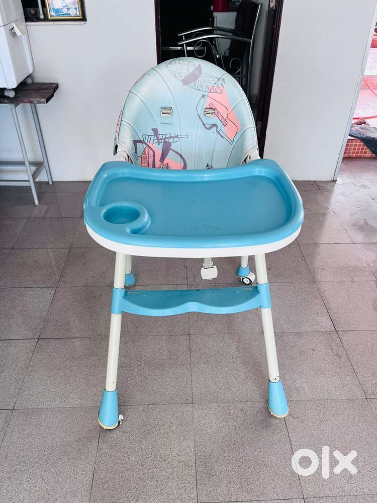 Kids High chair/kids dining chair
