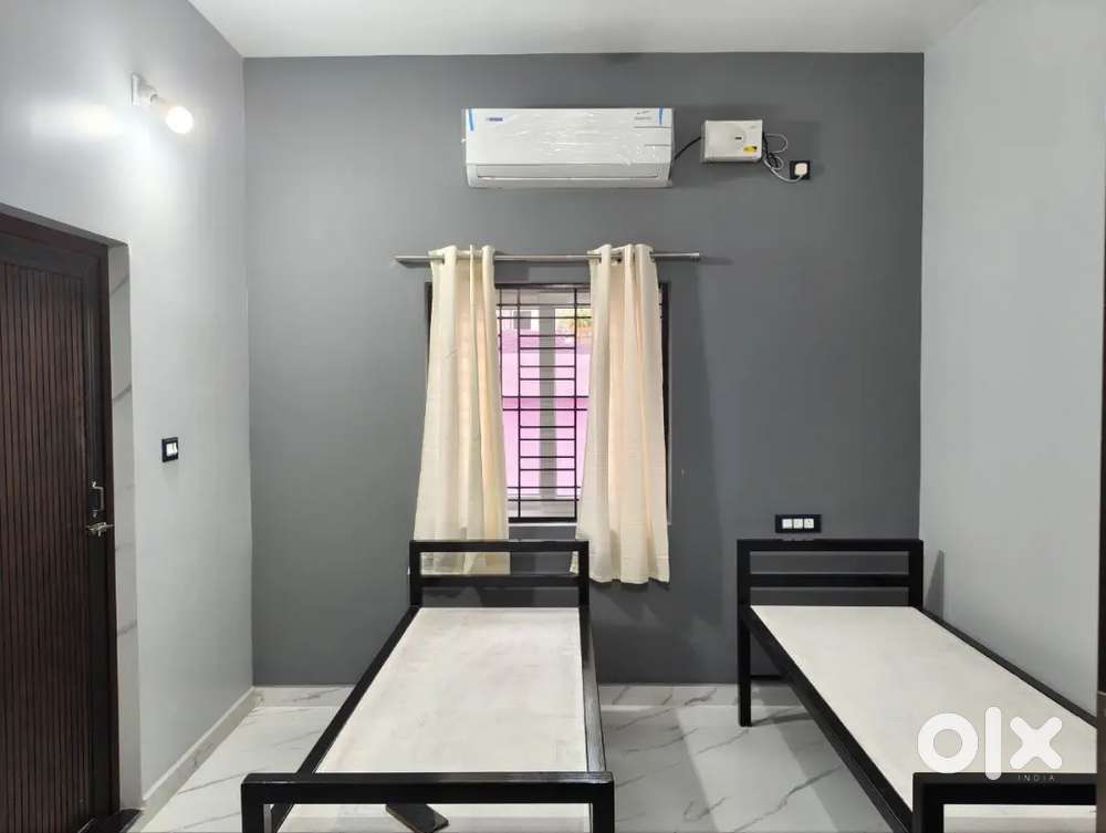 [Only Girls]-Shared AC Room-Near ITER college