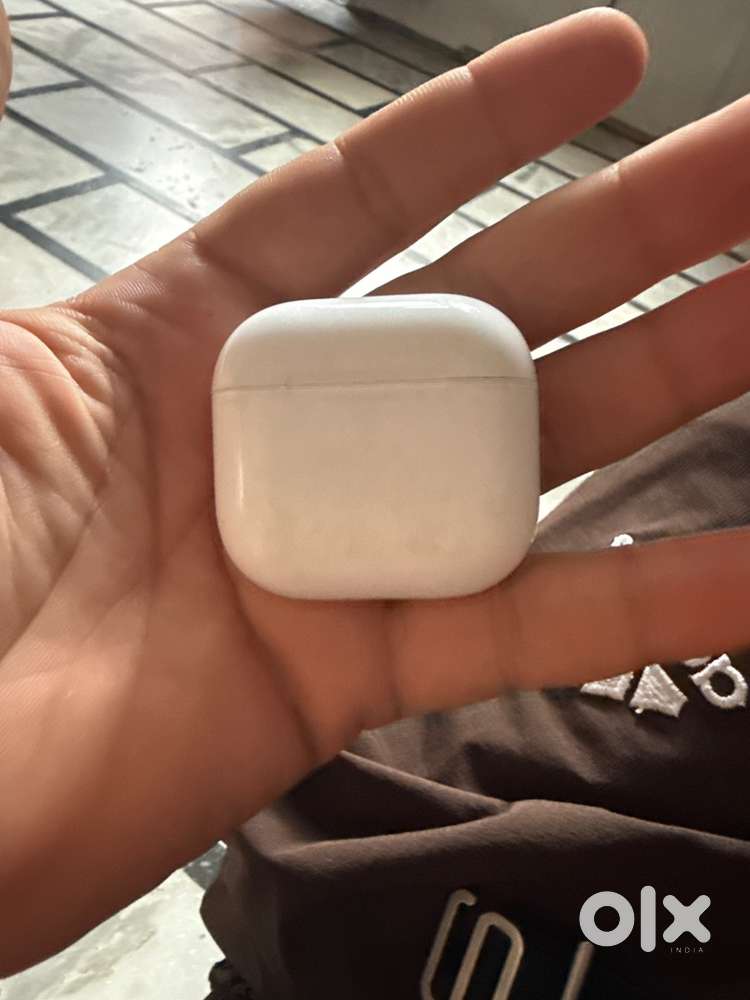 Apple airpods 4
