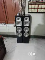 Yamaha Tower Speakers - NS555 - 4 Way