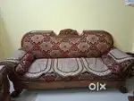 सागवणी सोफा  बेचना है,