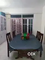 Dinning table for sale