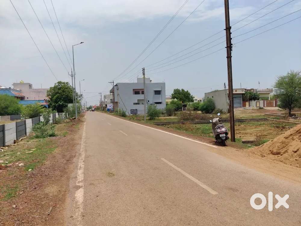 रिसाली पटरी पार द मार्क रिसॉर्ट के पास प्लॉट