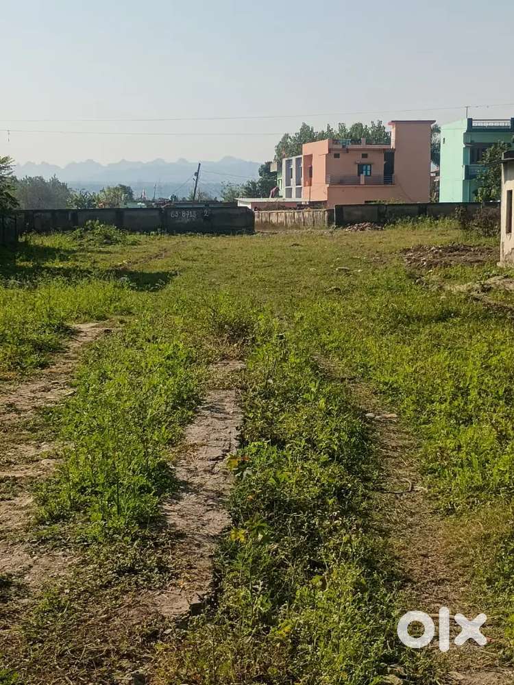 Commercial or semi commercial plot for sell