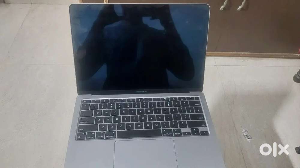 Macbook m1 air brand new condition