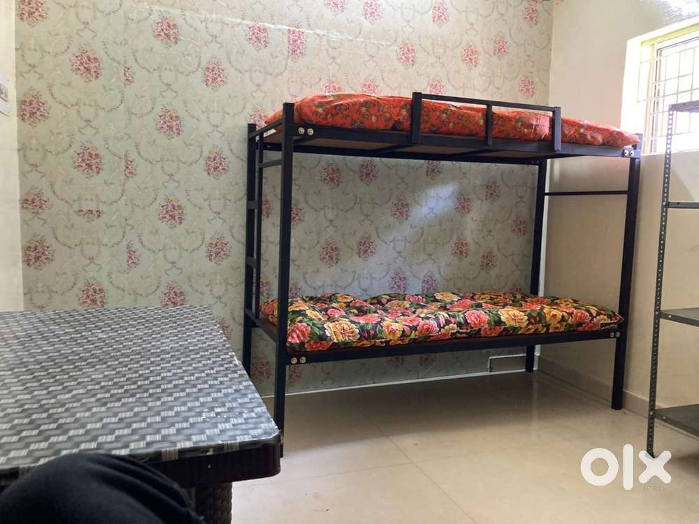 Subam womens Hostel 84-38-   12-  79-19
