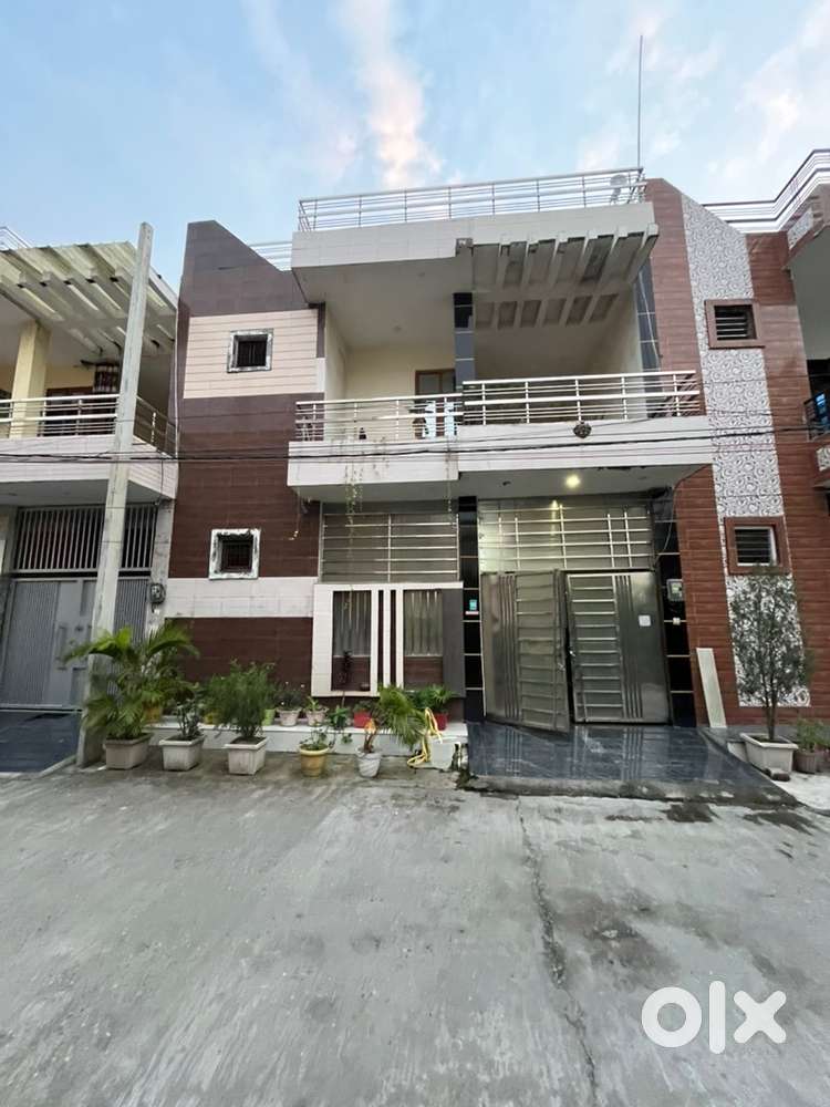 HOUSE FOR SALE