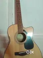 Yamha guiter