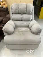 The Sleep Company Luxe Motorised RRR Recliner Sofa