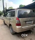 Toyota Innova 2005 Diesel 200000 Km Driven