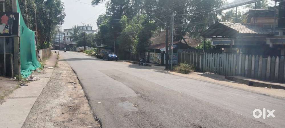 5 cent Commercial plot for sale near UC College, Aluva, SH frontage
