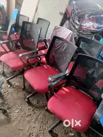Chair 1000 rupaye