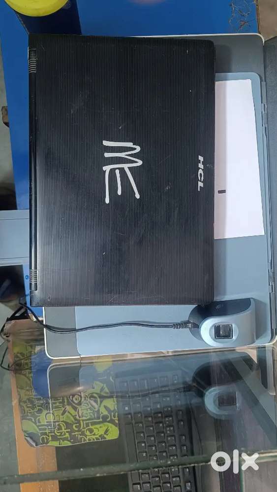 HCL laptop