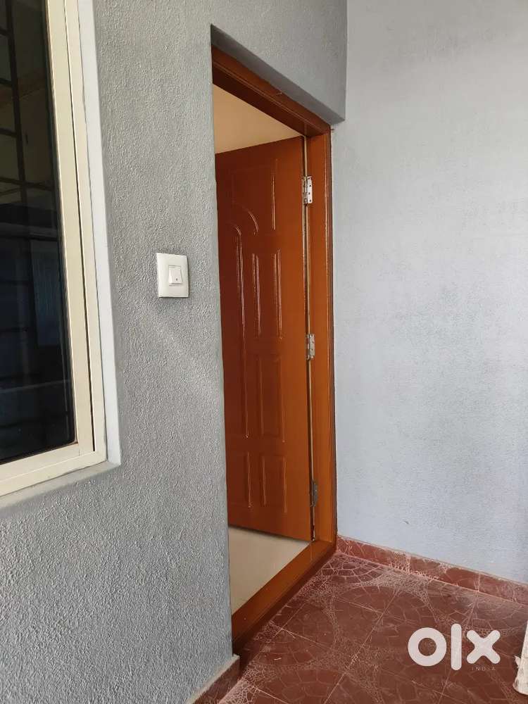 A double bhk house for lease