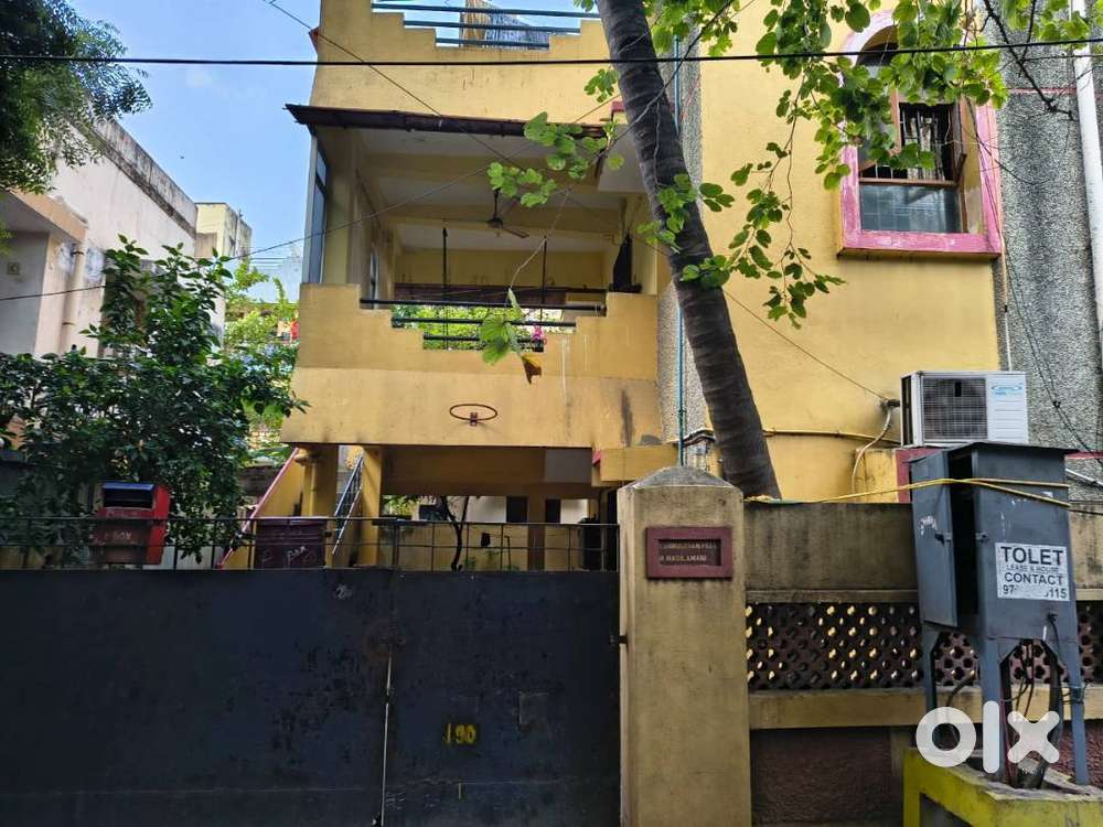 individual House for sale in Arumpakkam