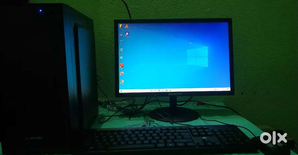 Desktop with complete set , Ekdm new condition hai abhi running h