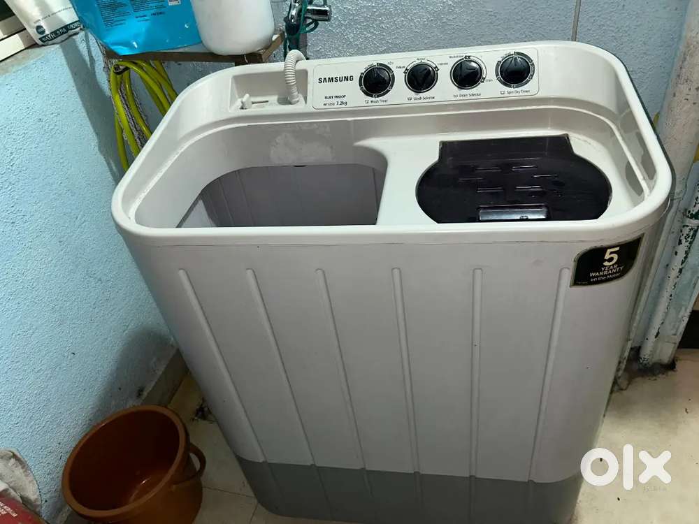 Samsung semi automatic washing machine