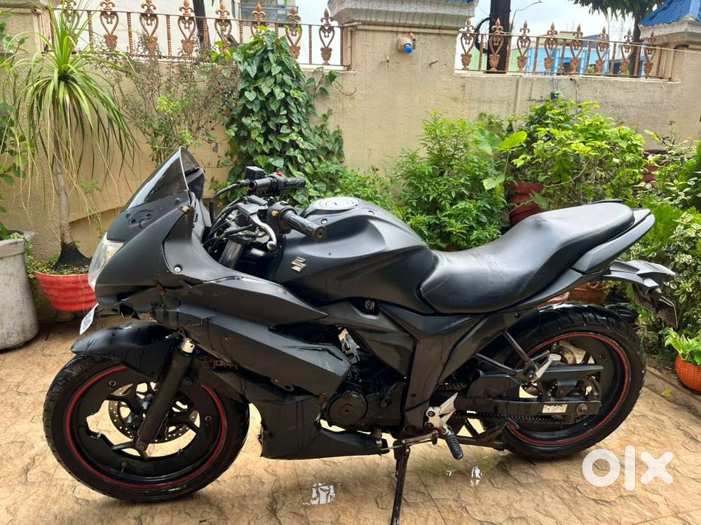 Suzuki Gixxer SF