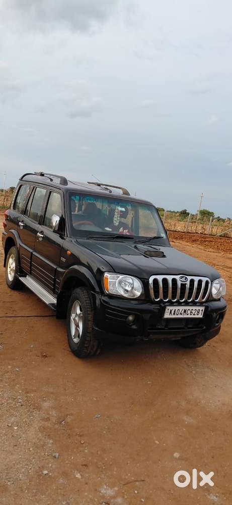 Mahindra scorpio 2007 model well maintained.