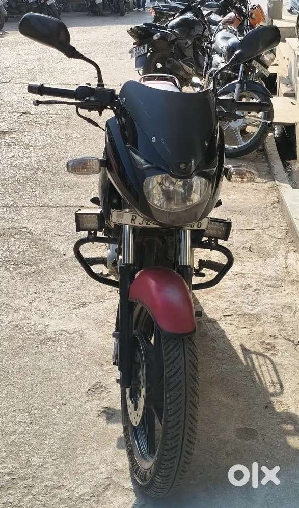 Good condition and well maintain one हैंड used bike