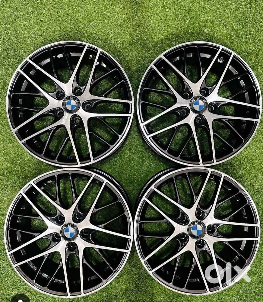 BMW ALLOY WHEELS 18 INCHES (ALMOST NEW CONDITION)