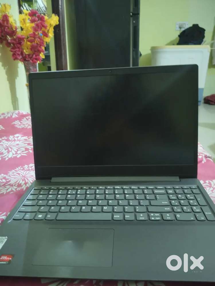 Lenovo laptop 2021 full on condition my price 12000 rupees