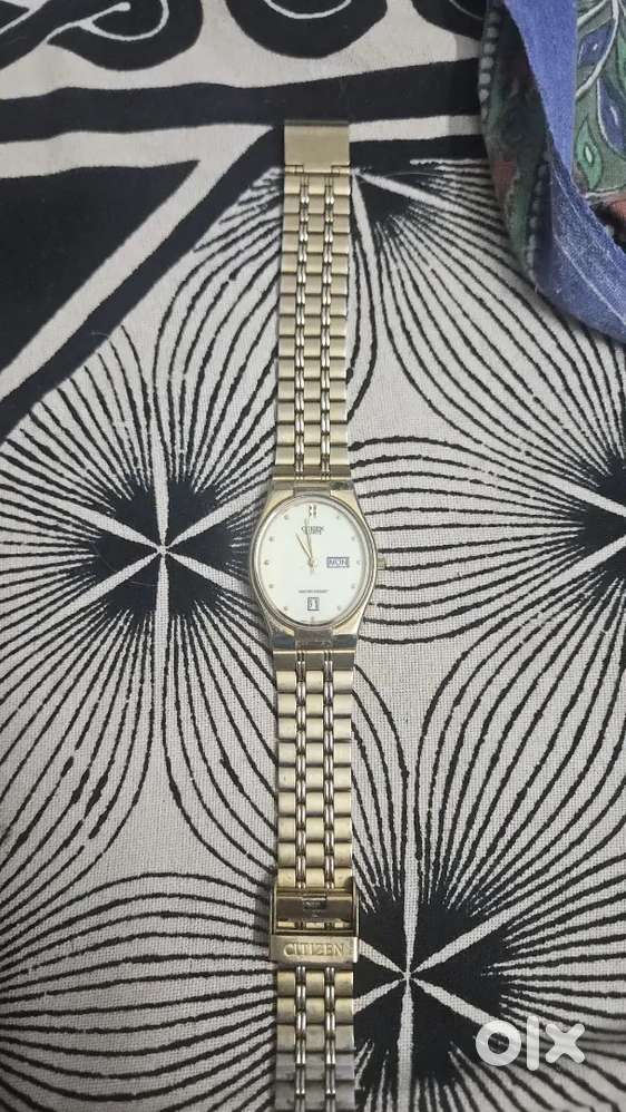 Citizen vintage gold chain watch