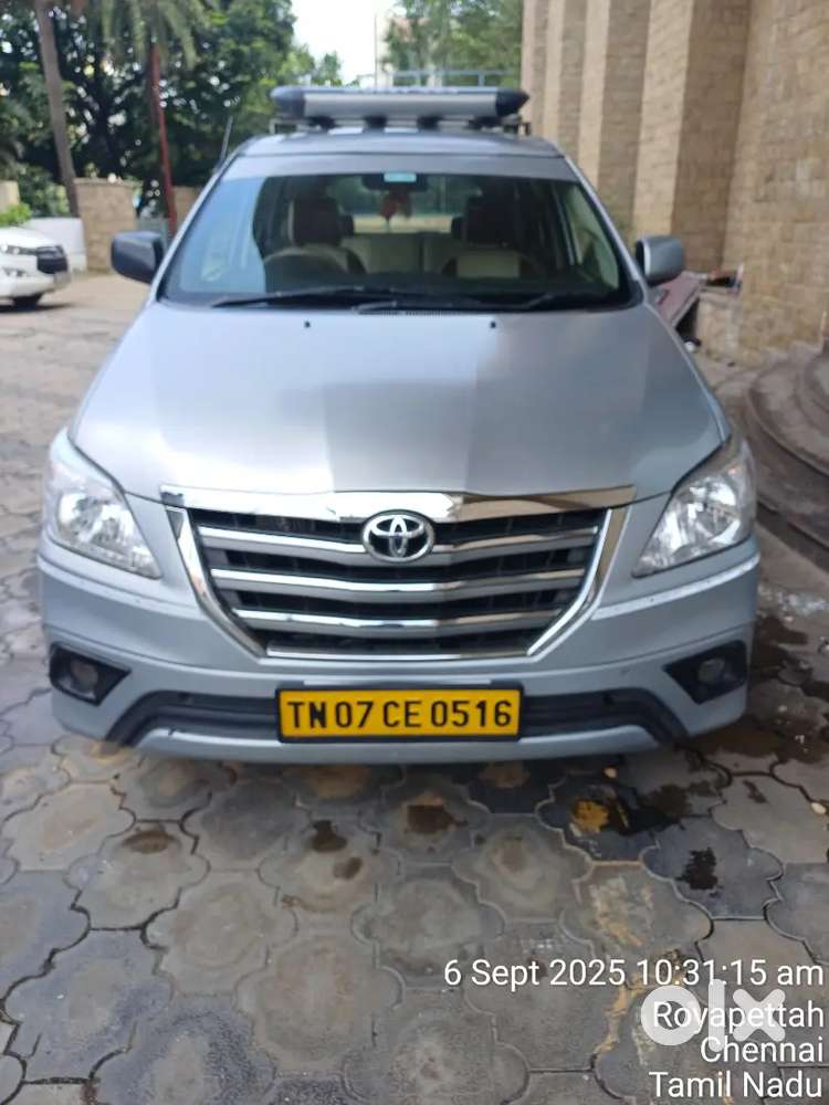 Toyota Innova 2016 Diesel 350000 Km Driven