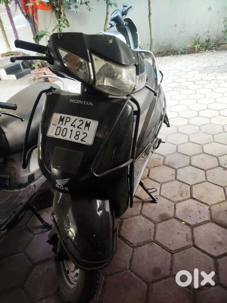 Honda Activa (Black) with valid RC in excellent condition for Sale