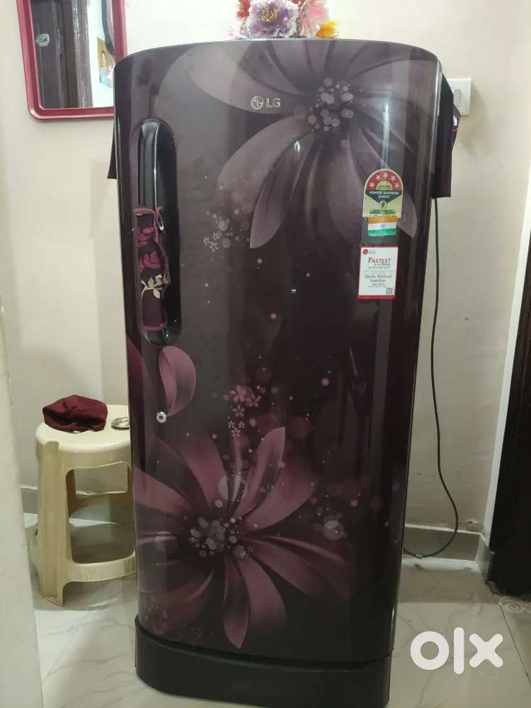LG 215 Letters 5 star refgerator Excellent condition