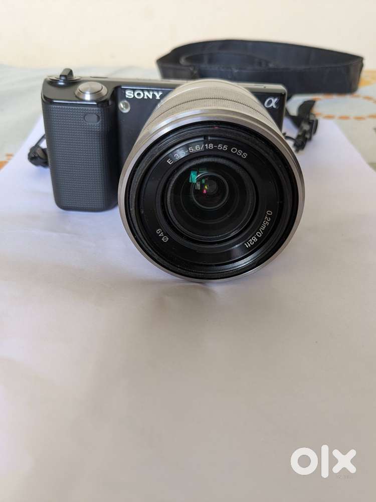 Sony NEX-5 Camera (Good Condition, Recently Serviced)