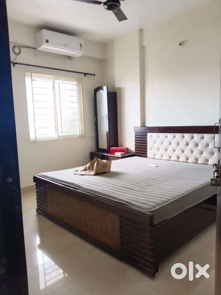 2bhk flat for rent fully furnished Awantika Homes Kolar road