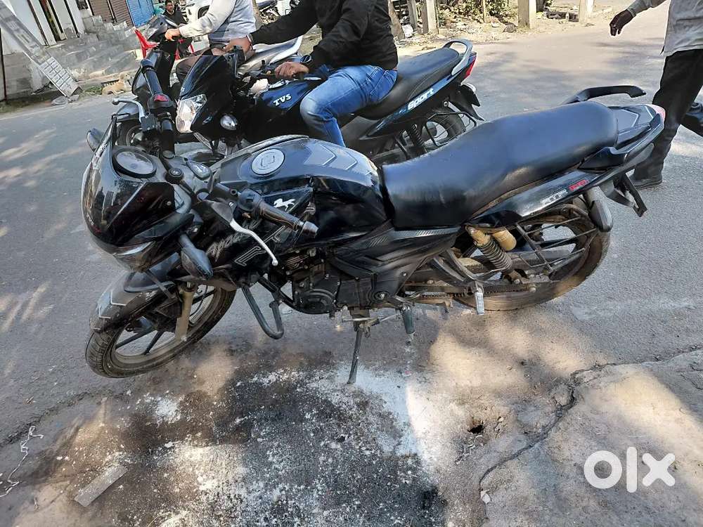 Koi kmi nhi hai full condition saf hai