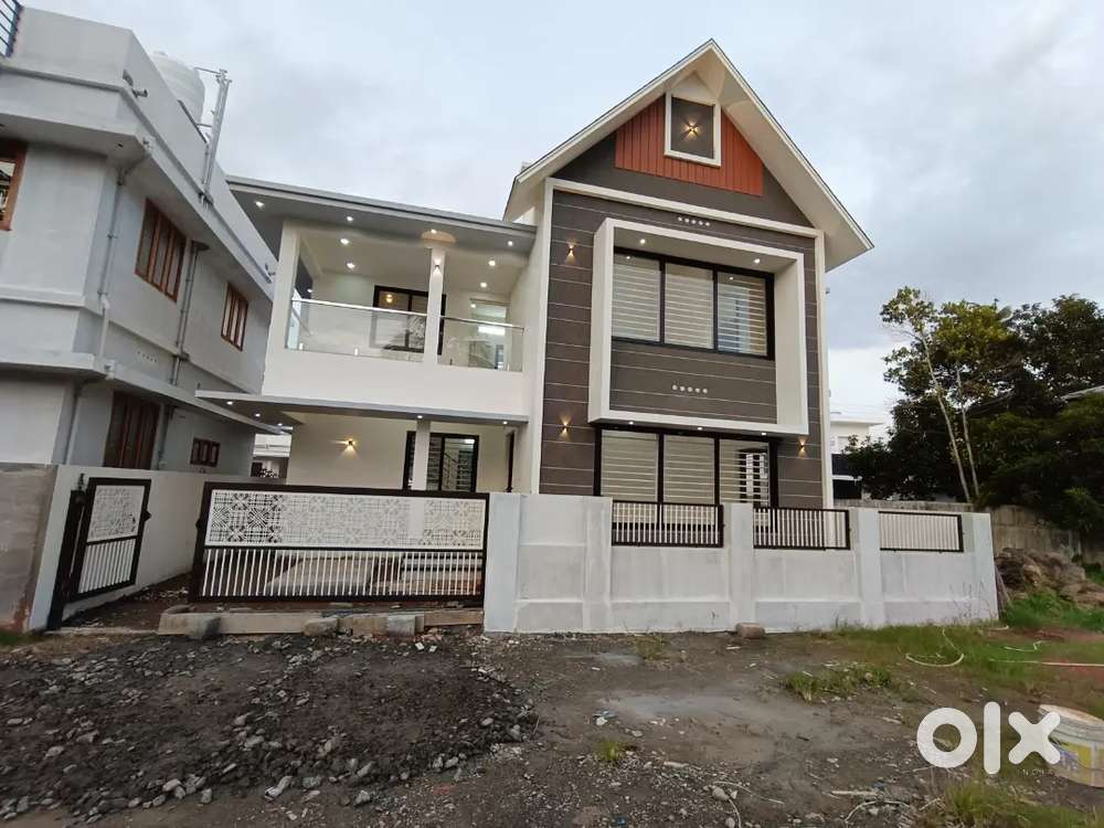 Ready to occupy New 3BHK 3.700cent house for sale near Varapuzha NH