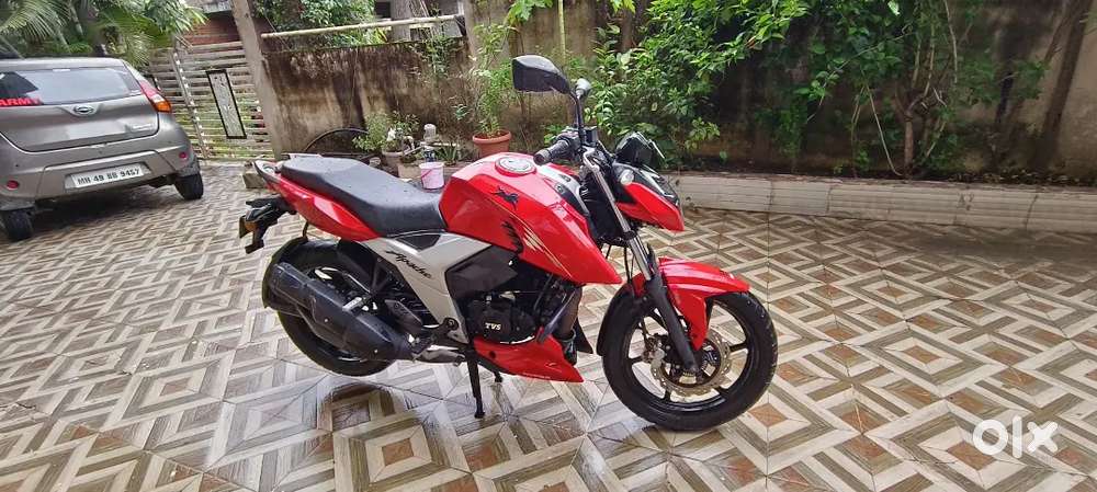 Apache RTR 160 4v