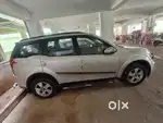 Mahindra XUV500 2015
