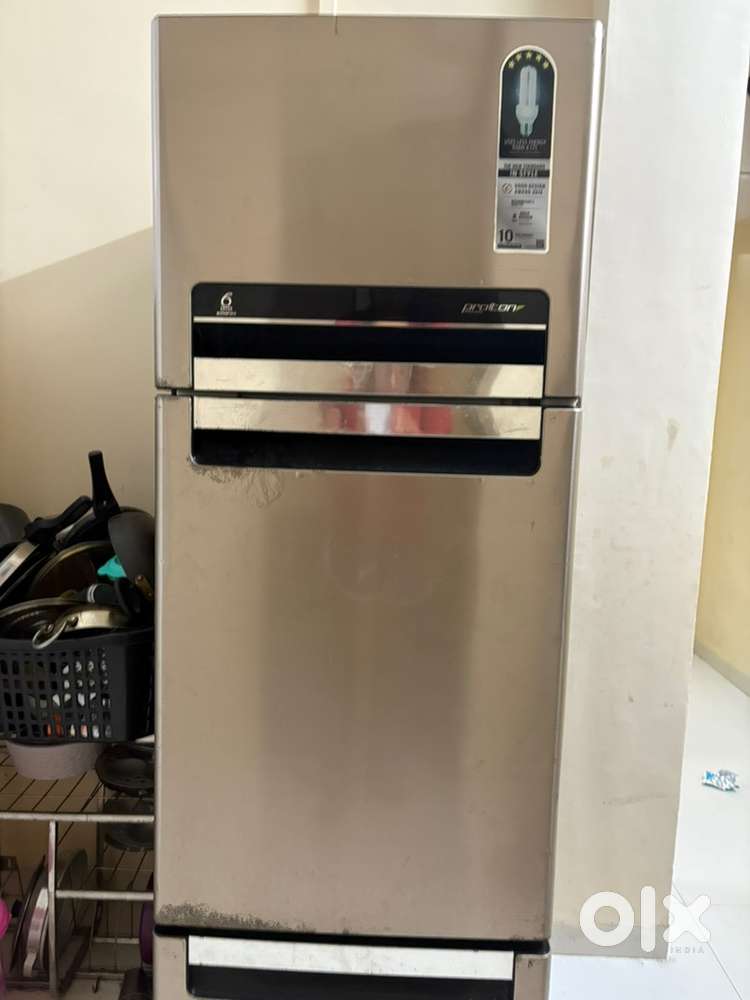 Fridge and washing machine