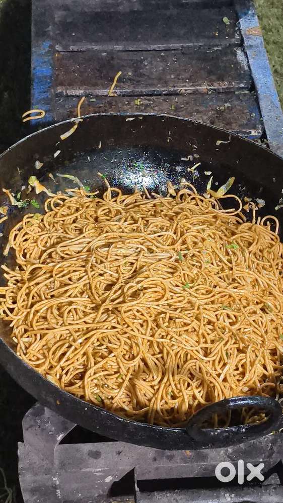 कैटरिंग में काम करने के लिए कारीगरों की आवश्यकता है