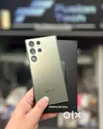 Samsung' s23 ultra  8 month old with bill box warranty