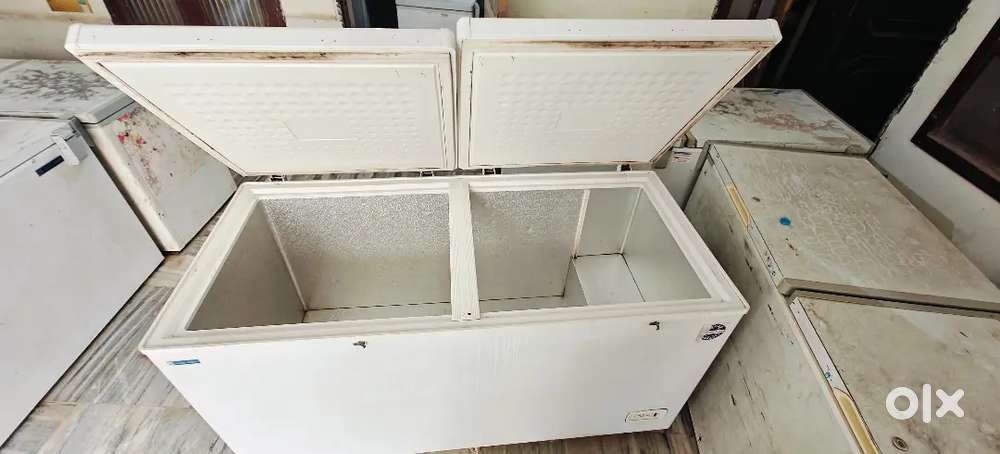500 litre blue star D Fridge extra puff, rs 20000